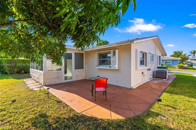 6802 NW 58th Ct, Tamarac, FL 33321