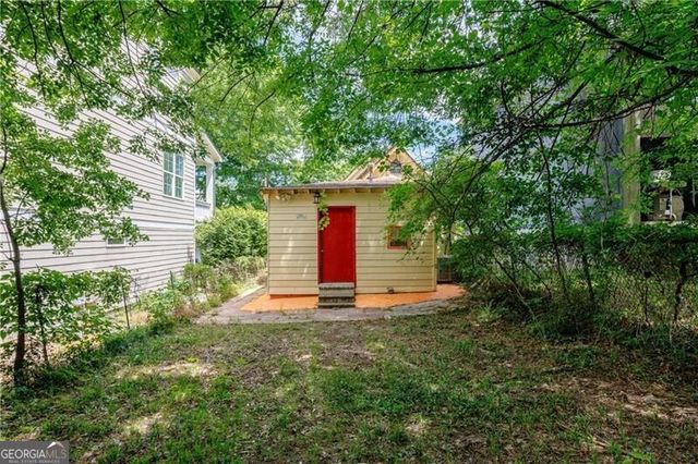 1068 Snyder Street NW, Atlanta, GA 30318