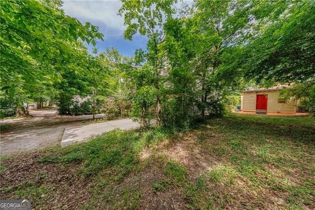 1068 Snyder Street NW, Atlanta, GA 30318