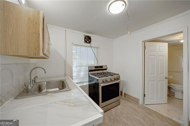 1068 Snyder Street NW, Atlanta, GA 30318