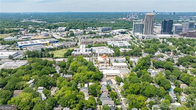 1068 Snyder Street NW, Atlanta, GA 30318