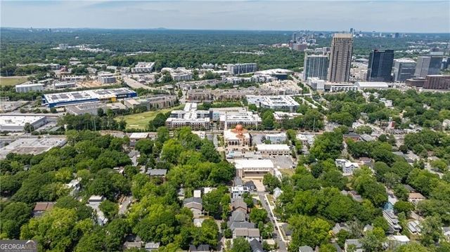 1068 Snyder Street NW, Atlanta, GA 30318