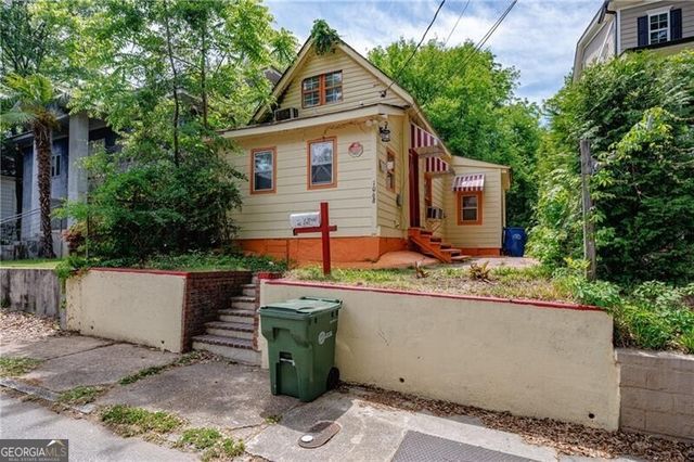 1068 Snyder Street NW, Atlanta, GA 30318