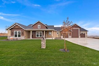 13796 Robie Creek St., Nampa, ID 83651