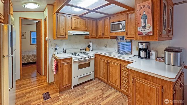 147 E Big River, Deming, WA 98244