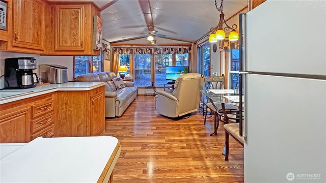 147 E Big River, Deming, WA 98244