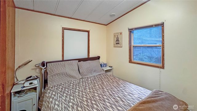 147 E Big River, Deming, WA 98244