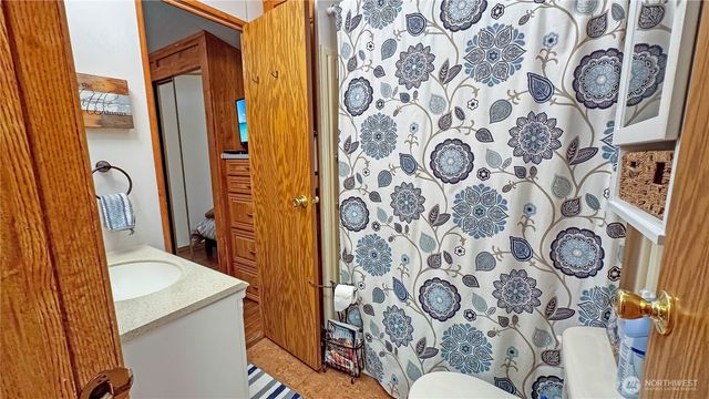 147 E Big River, Deming, WA 98244