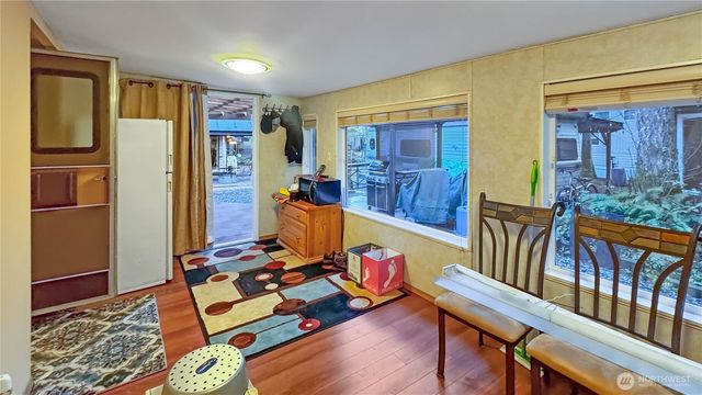 147 E Big River, Deming, WA 98244