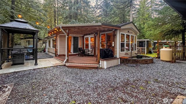 147 E Big River, Deming, WA 98244