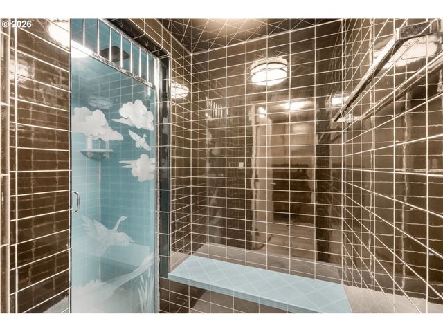 710 N MOLALLA Ave, Molalla, OR 97038