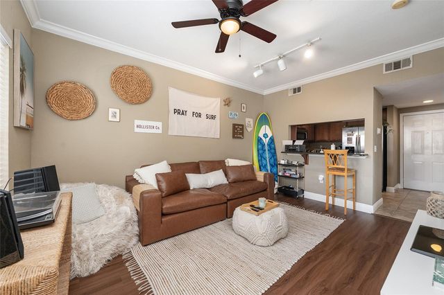 1460 NW 3RD PLACE 212, Gainesville, FL 32603