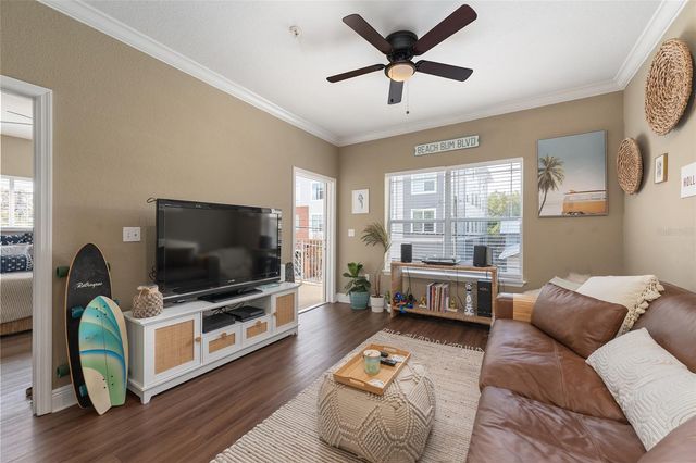 1460 NW 3RD PLACE 212, Gainesville, FL 32603