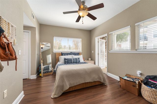 1460 NW 3RD PLACE 212, Gainesville, FL 32603