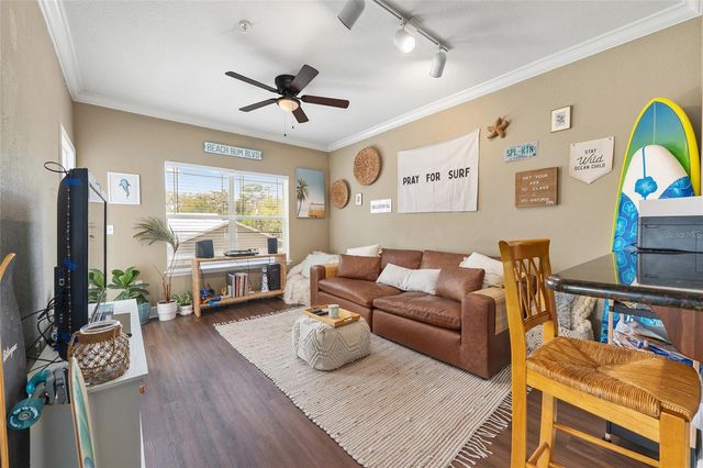 1460 NW 3RD PLACE 212, Gainesville, FL 32603