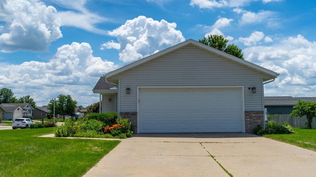 3404 Tennyson Drive, Janesville, WI 53548