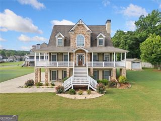 92 River Walk Parkway, Euharlee, GA 30145