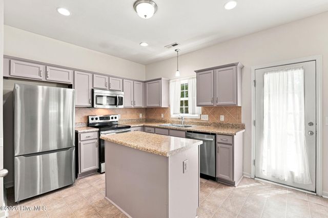 133 Star Court, Aberdeen, NC 28315