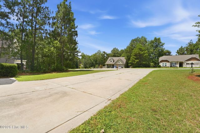 133 Star Court, Aberdeen, NC 28315