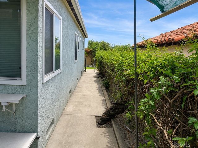 63 S Loma, Upland, CA 91786