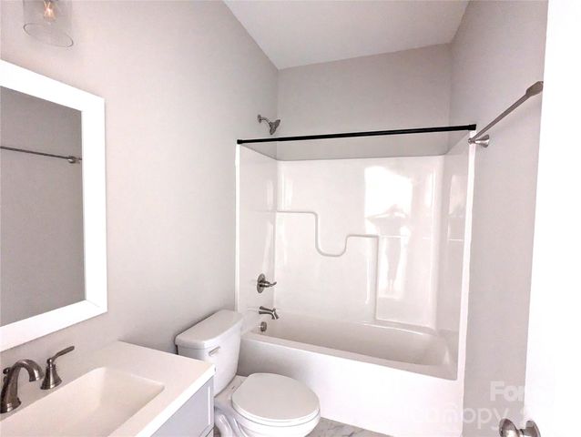 1613 N Sutherland Avenue, Monroe, NC 28110