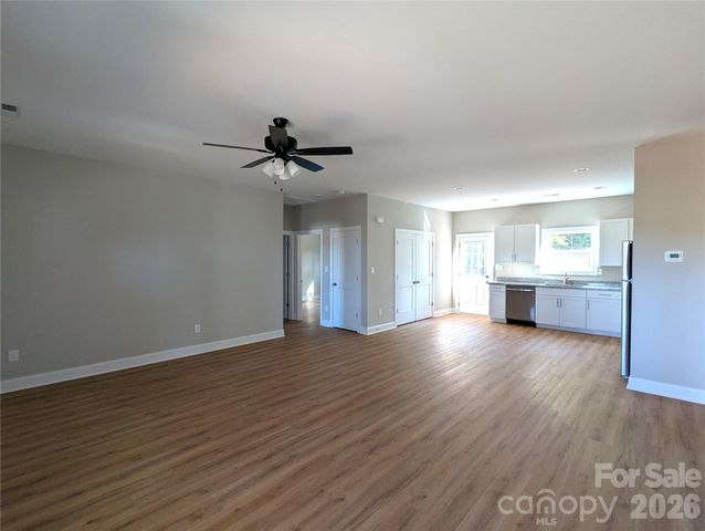 1613 N Sutherland Avenue, Monroe, NC 28110