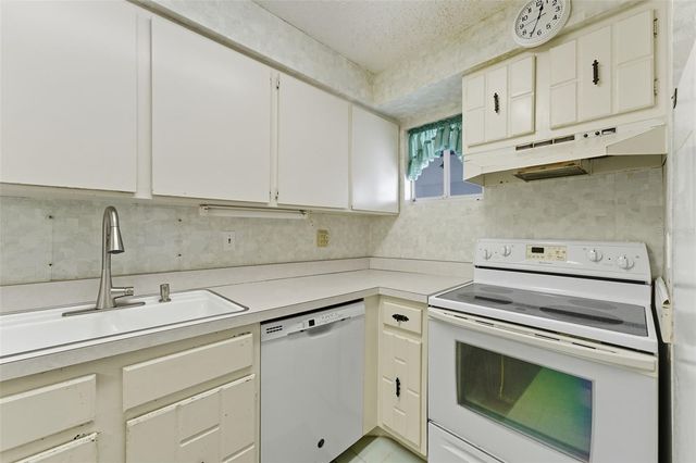 22375 EDGEWATER DRIVE 217, Punta Gorda, FL 33980