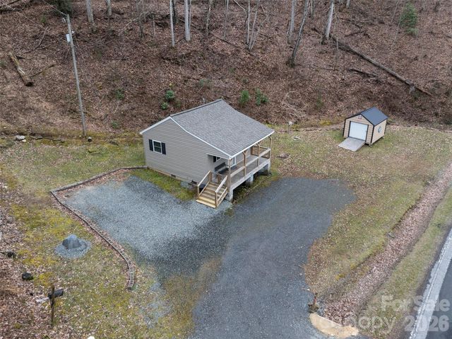 3807 Hwy 28 Highway, Robbinsville, NC 28771