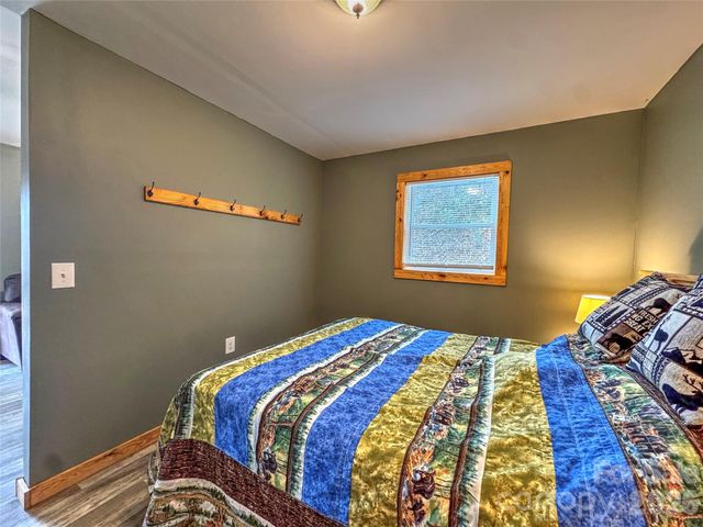 3807 Hwy 28 Highway, Robbinsville, NC 28771