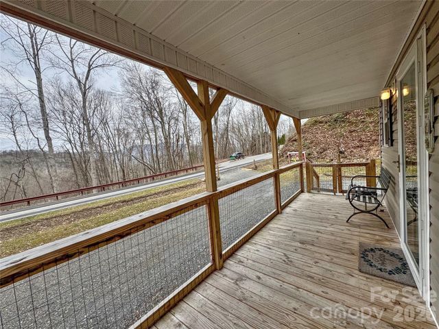 3807 Hwy 28 Highway, Robbinsville, NC 28771