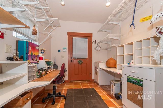 2214 Washington, Caldwell, ID 83605