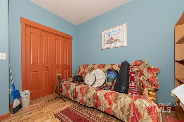 2214 Washington, Caldwell, ID 83605