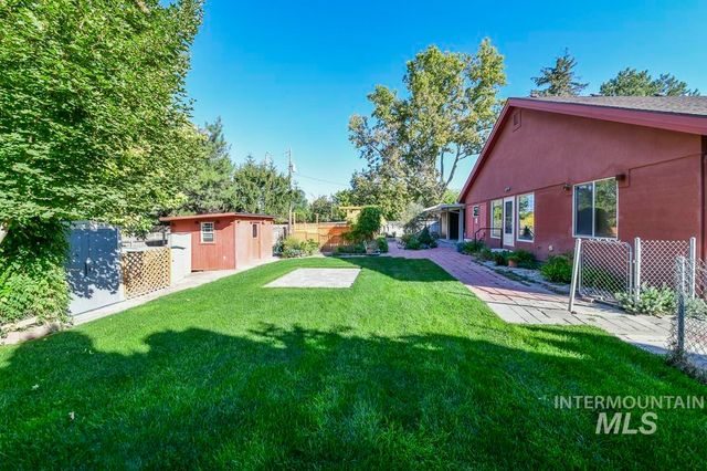 2214 Washington, Caldwell, ID 83605