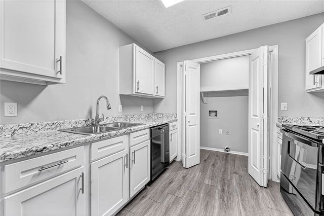 4418 & 4420 W Franciscan Trail, Fayetteville, AR 72704