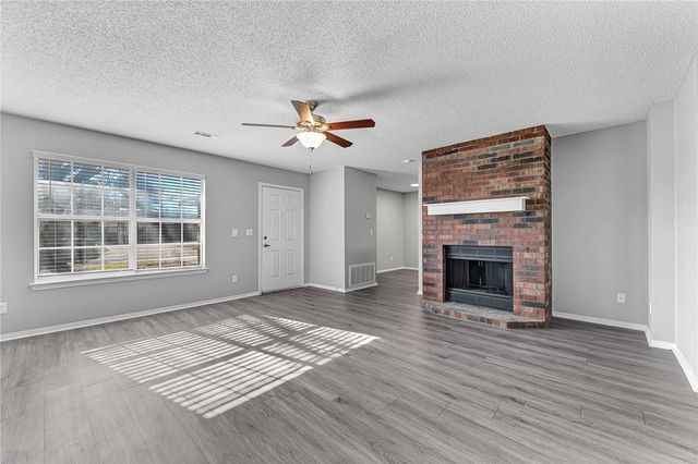 4418 & 4420 W Franciscan Trail, Fayetteville, AR 72704