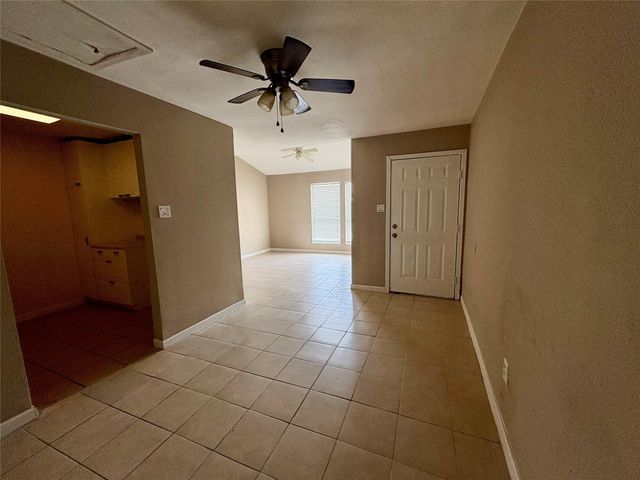 1014 Graham Drive I3, Tomball, TX 77375