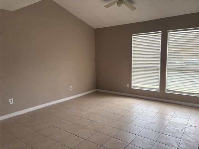 1014 Graham Drive I3, Tomball, TX 77375
