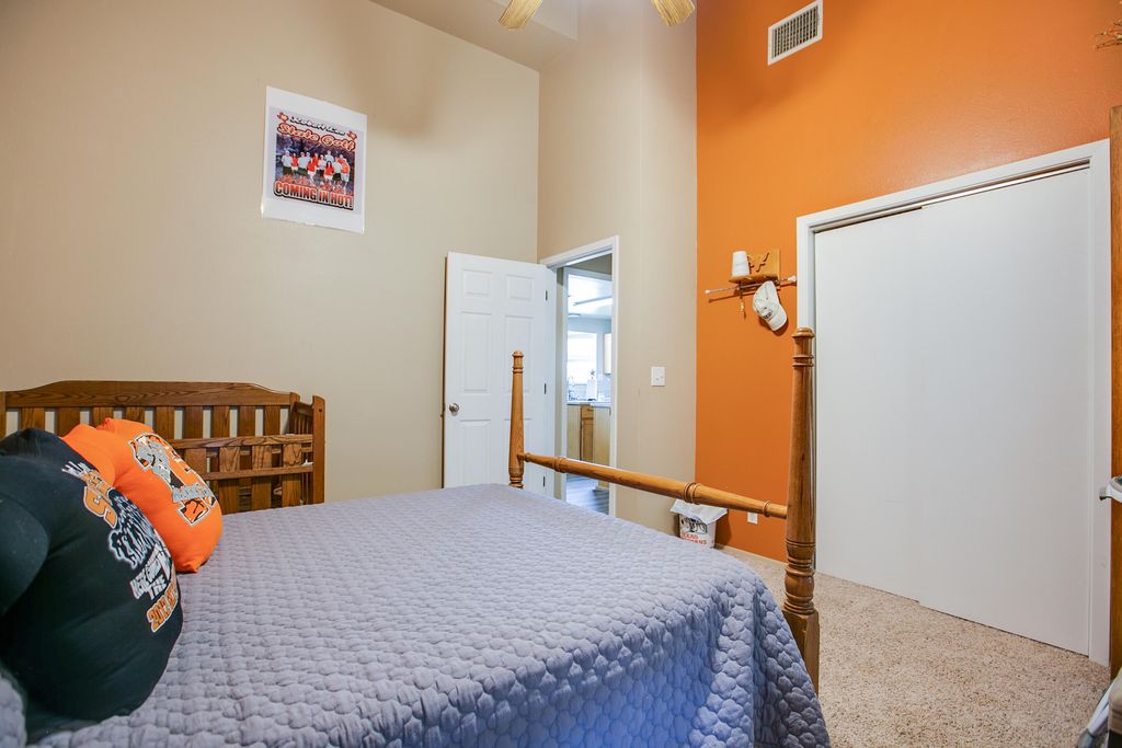 Image 33 of property listing at 9301 Texas 158, Robert Lee, TX 76945
