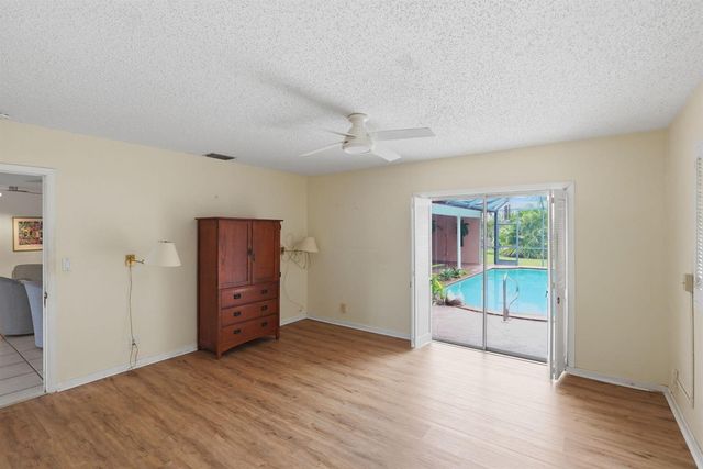601 NW 71ST Avenue, Plantation, FL 33317