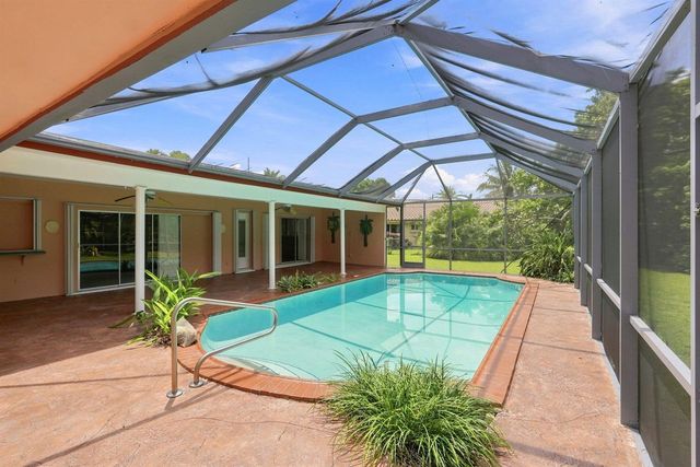 601 NW 71ST Avenue, Plantation, FL 33317