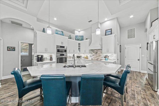 370 Baytree Drive, Melbourne, FL 32940