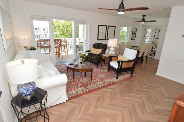 5048 BEACH DRIVE SE F, St Petersburg, FL 33705