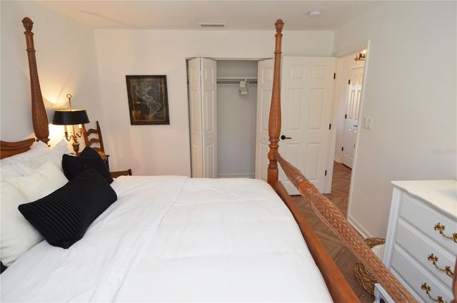 5048 BEACH DRIVE SE F, St Petersburg, FL 33705