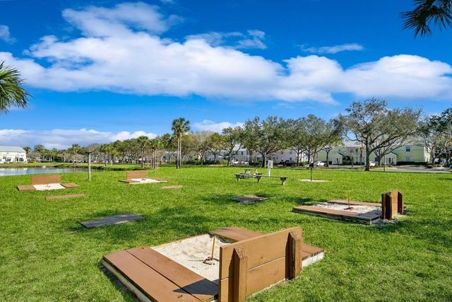 5048 BEACH DRIVE SE F, St Petersburg, FL 33705