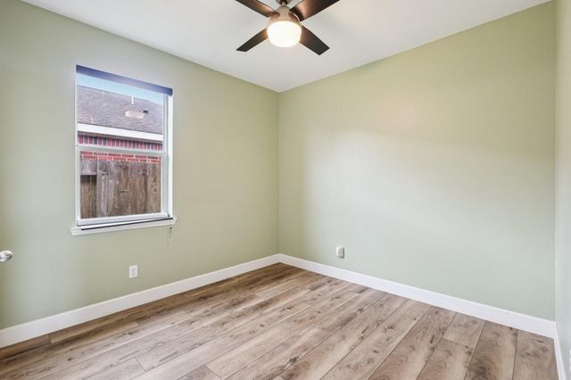 1819 Opal Peach Drive, Rosharon, TX 77583