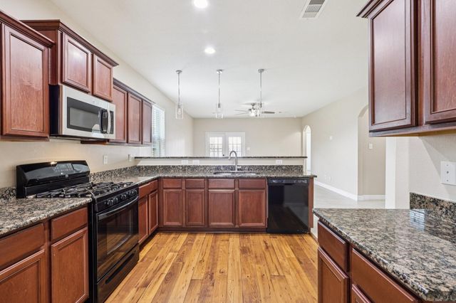 1819 Opal Peach Drive, Rosharon, TX 77583