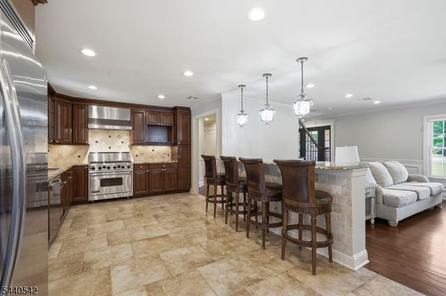 65 Washington Valley Rd, Warren Twp., NJ 07059