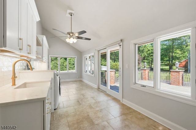 65 Washington Valley Rd, Warren Twp., NJ 07059