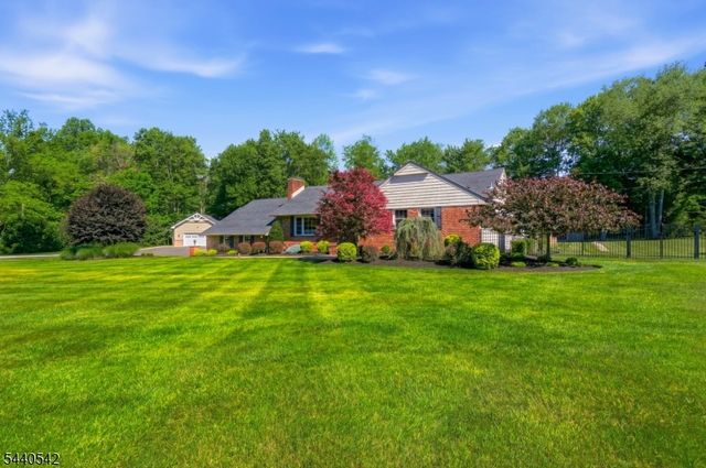 65 Washington Valley Rd, Warren Twp., NJ 07059