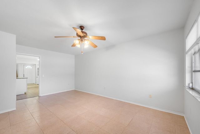 3775 59TH STREET N 2, St Petersburg, FL 33710